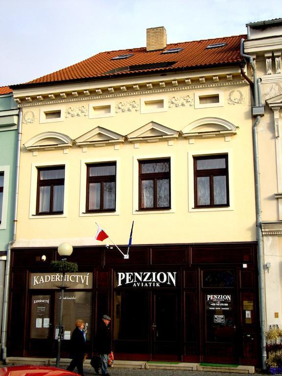 Penzion Aviatik Čáslav Exterior foto